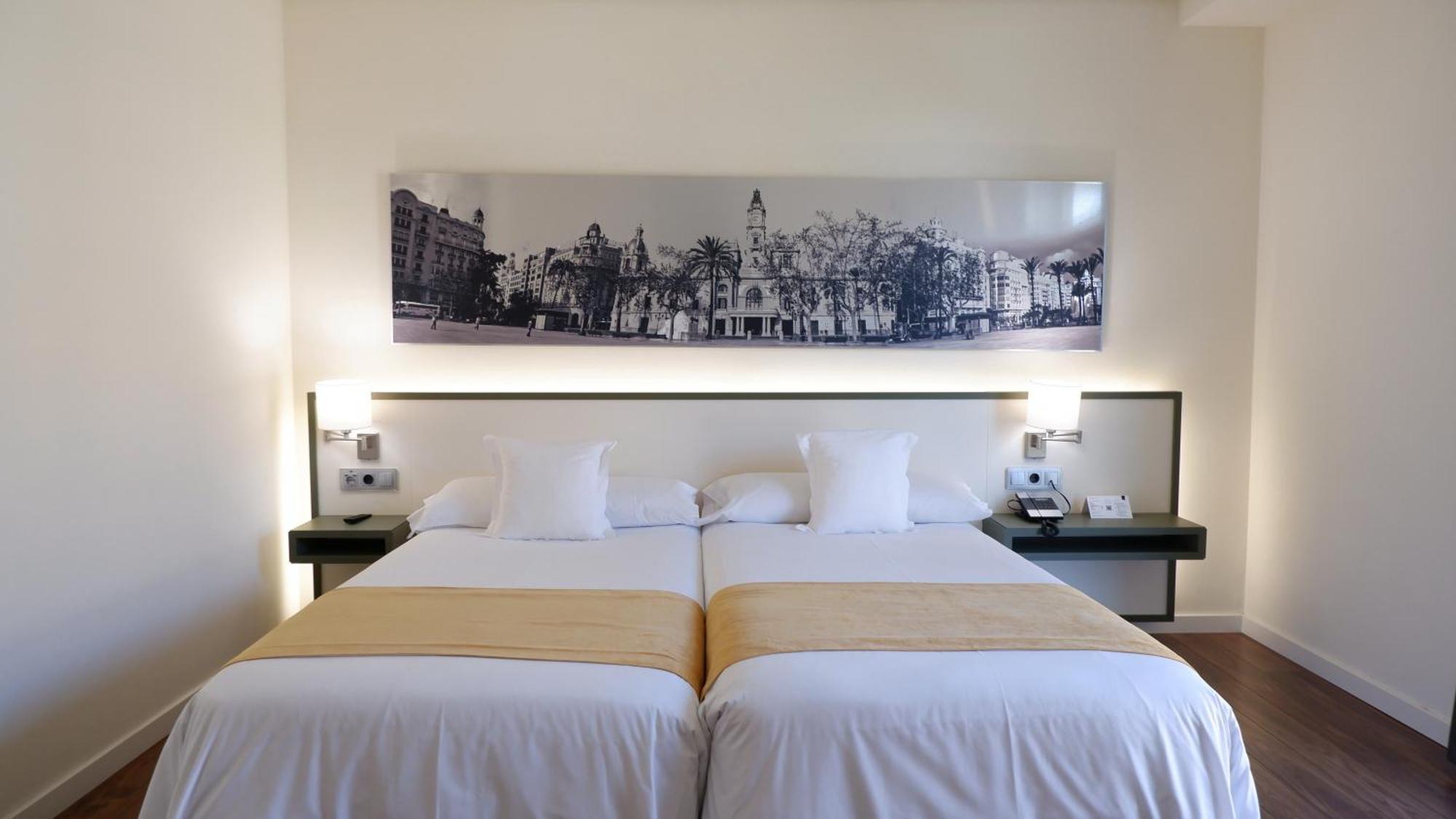 Double or Twin Room,1580177608:JPEG
